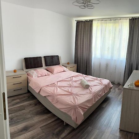 Apartament 4 Camere Orşova Exteriör bild